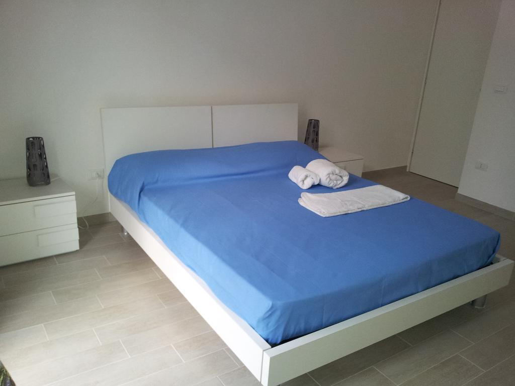 Casa Vacanza Comfort Apartment เชจลีเมสซาปิกา ห้อง รูปภาพ