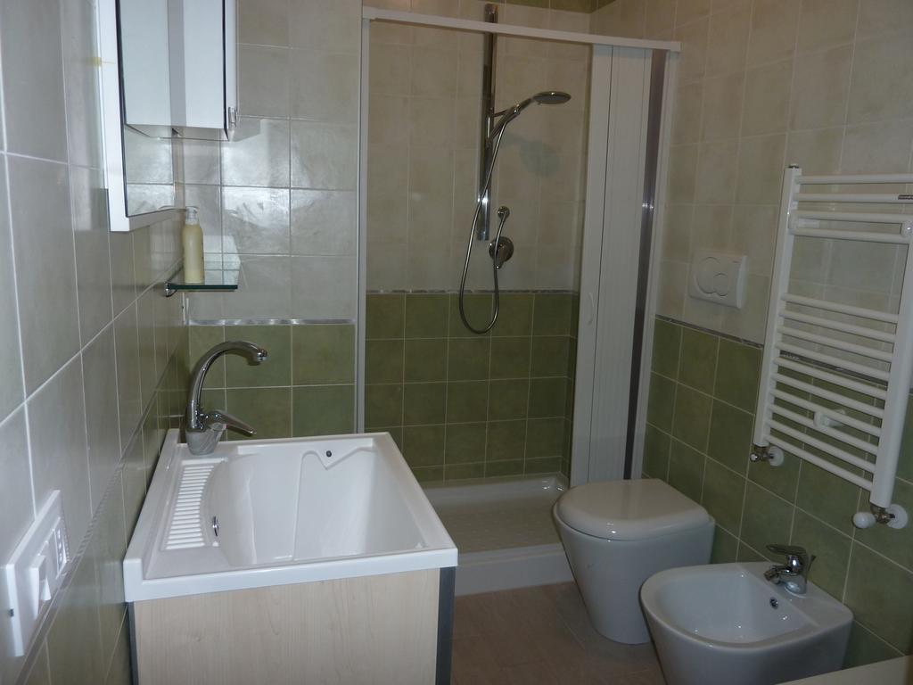 Casa Vacanza Comfort Apartment เชจลีเมสซาปิกา ห้อง รูปภาพ